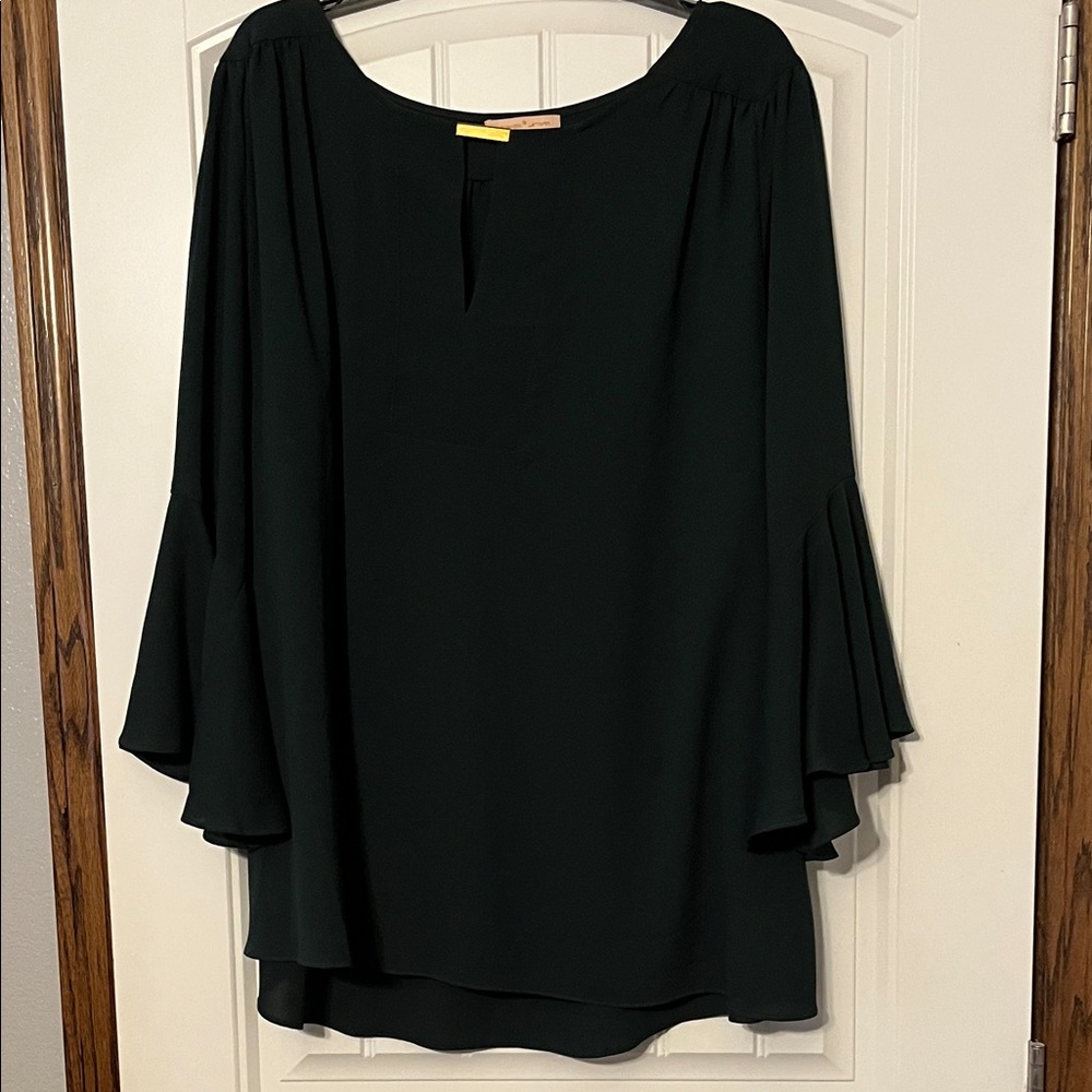 Gibson Latimer Forest Green Flowy Blouse